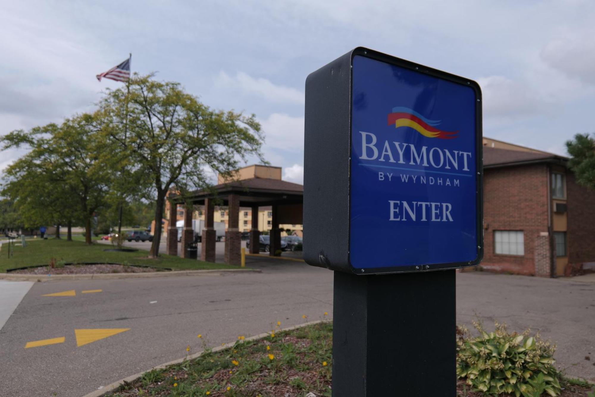 Hotel Baymont By Wyndham Flint Airport North Zewnętrze zdjęcie