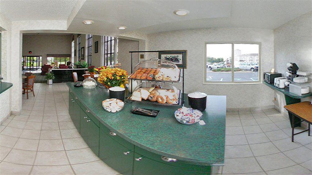 Hotel Baymont By Wyndham Flint Airport North Zewnętrze zdjęcie